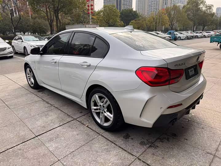 Фото 6 - BMW 1 Series
