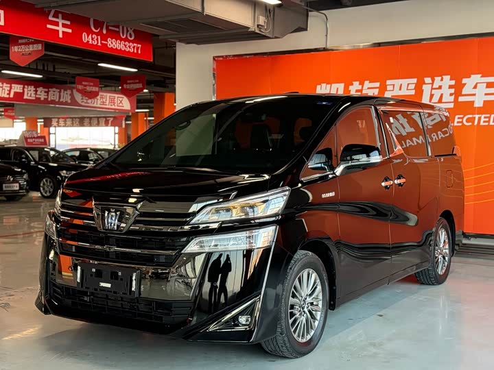 Фото 3 - Toyota Vellfire