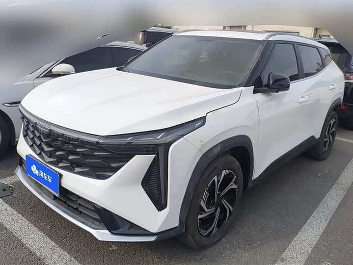 Фото 1 - Geely Atlas