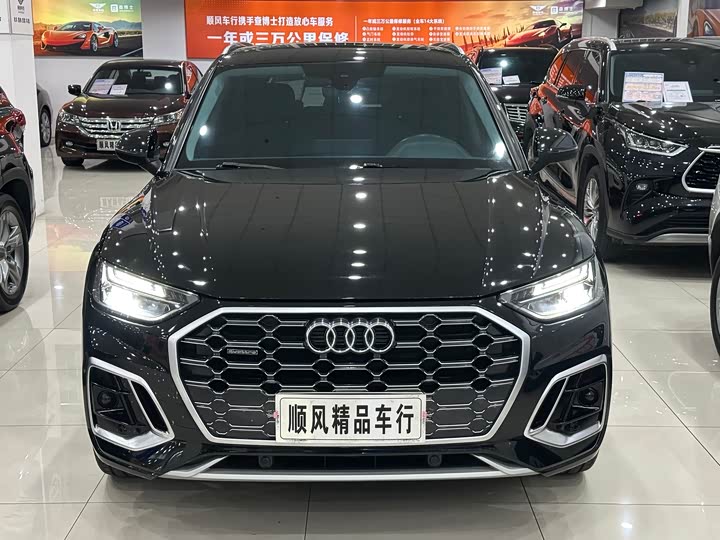 Фото 2 - Audi Q5L