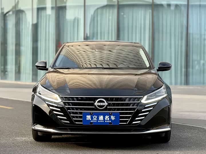 Фото 2 - Nissan Teana