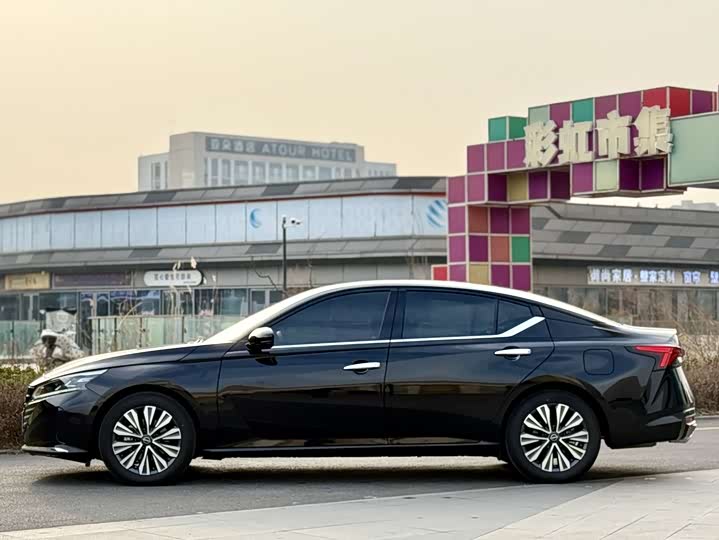 Фото 3 - Nissan Teana