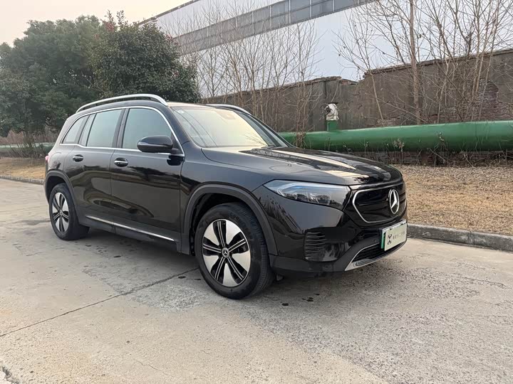 Фото 2 - Mercedes-Benz EQB