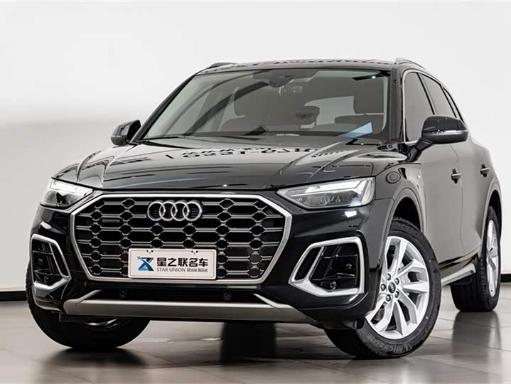 Фото 2 - Audi Q5L