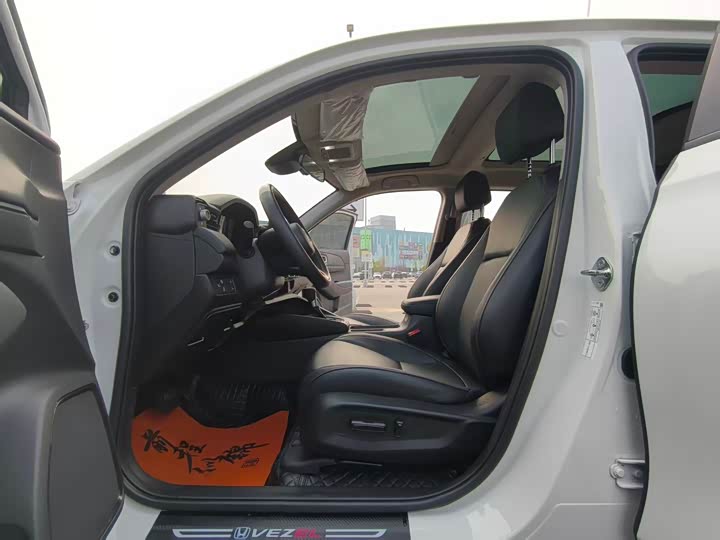 Фото 9 - Honda Vezel