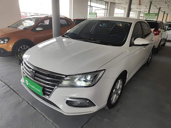 Фото 2 - Roewe i5
