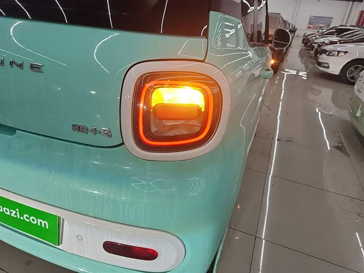 Фото 8 - Bestune Pony