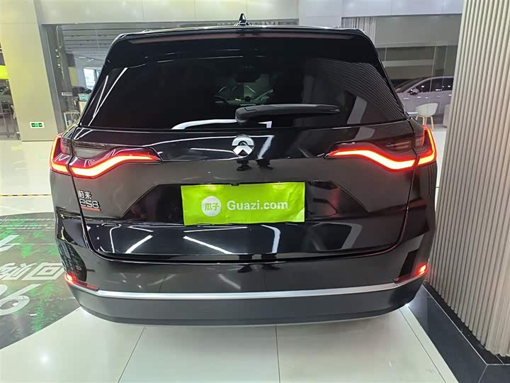 Фото 6 - Nio ES8