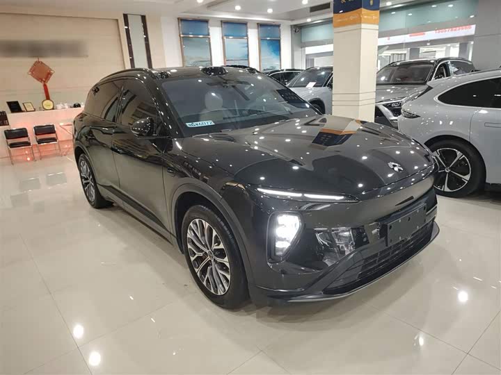 Фото 4 - Nio ES6