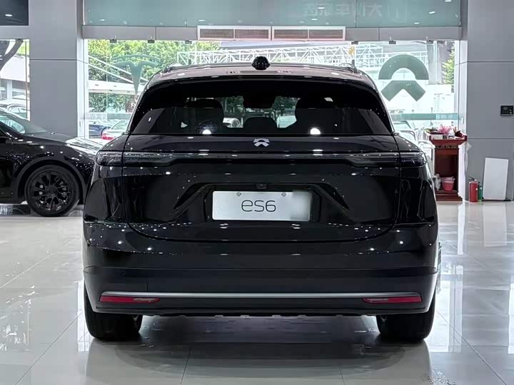 Фото 6 - Nio ES6