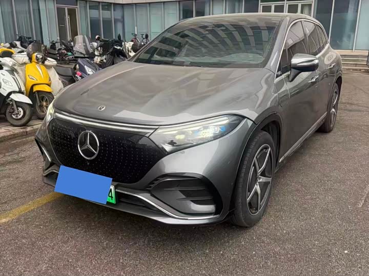 Фото 1 - Mercedes-Benz EQS SUV