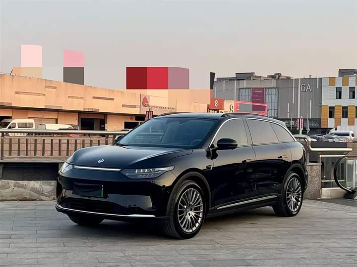 Фото 1 - Leapmotor C11