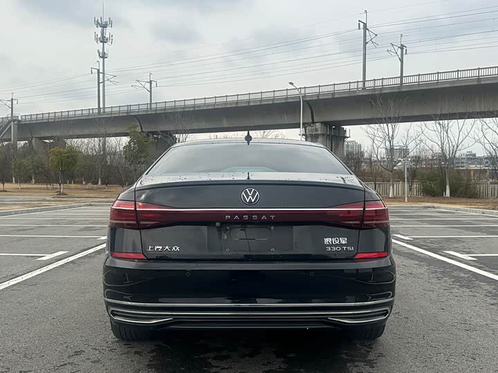 Фото 4 - Volkswagen Passat