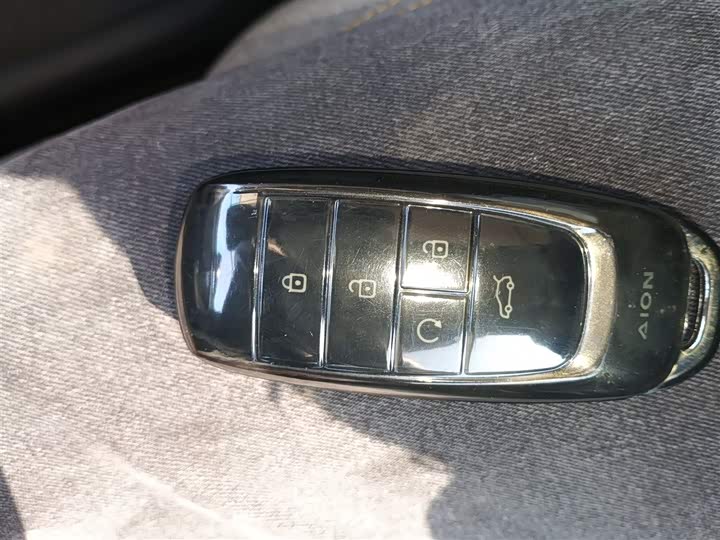 Фото 9 - GAC Aion V