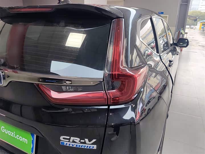 Фото 8 - Honda CR-V