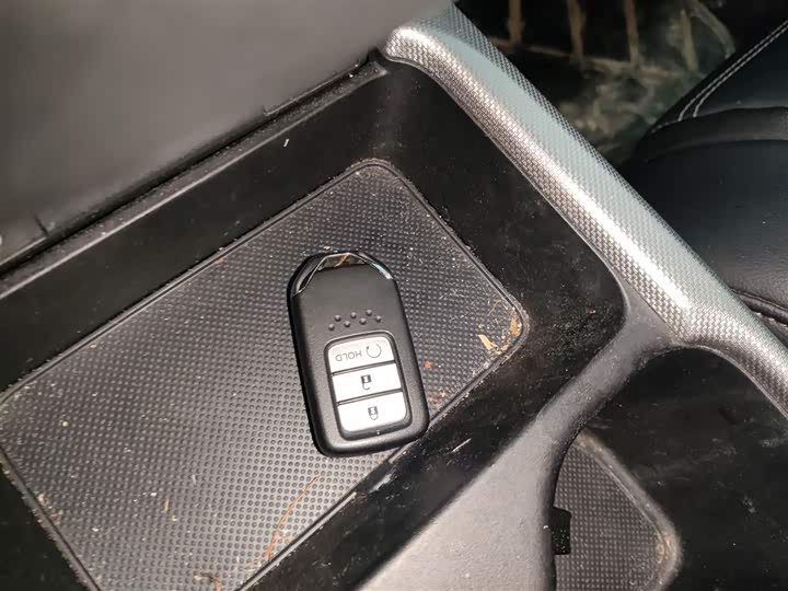 Фото 9 - Honda CR-V