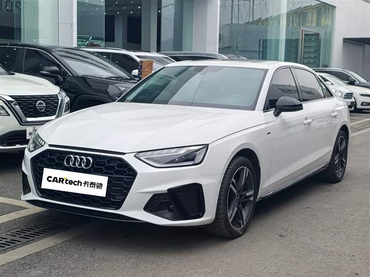 Фото 1 - Audi A4L