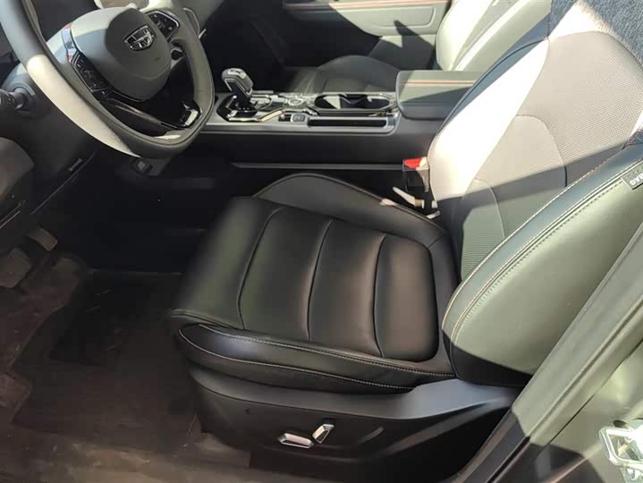 Фото 9 - Geely Cowboy