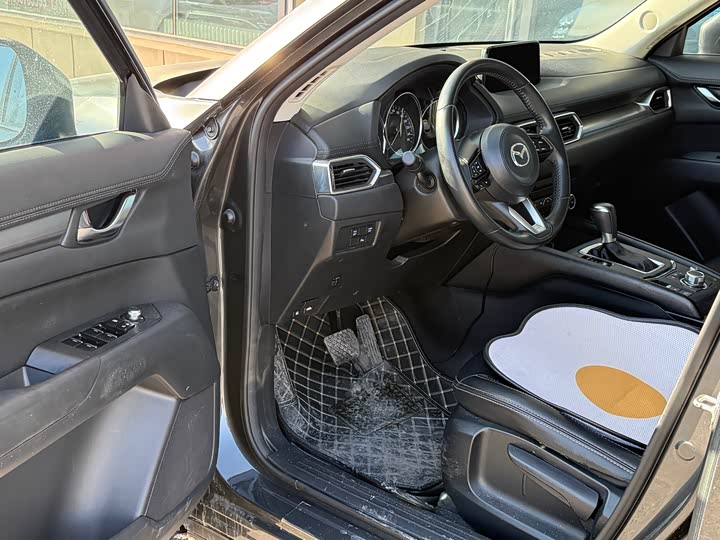 Фото 7 - Mazda CX-5