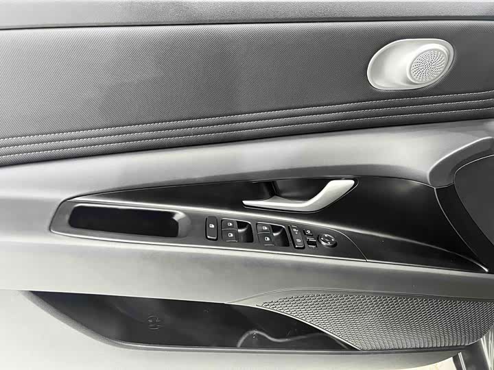 Фото 9 - Hyundai Elantra N line