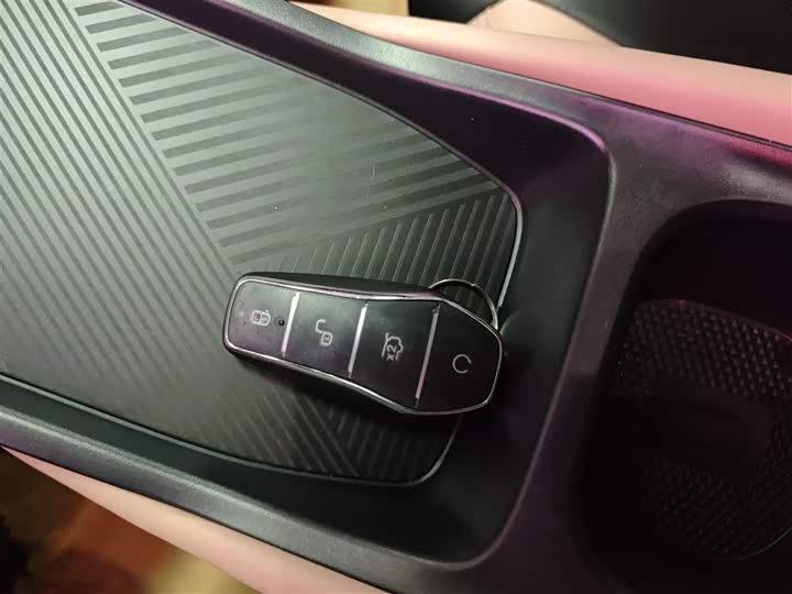 Фото 9 - BYD Seagull