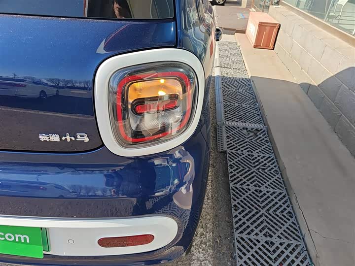 Фото 8 - Bestune Pony