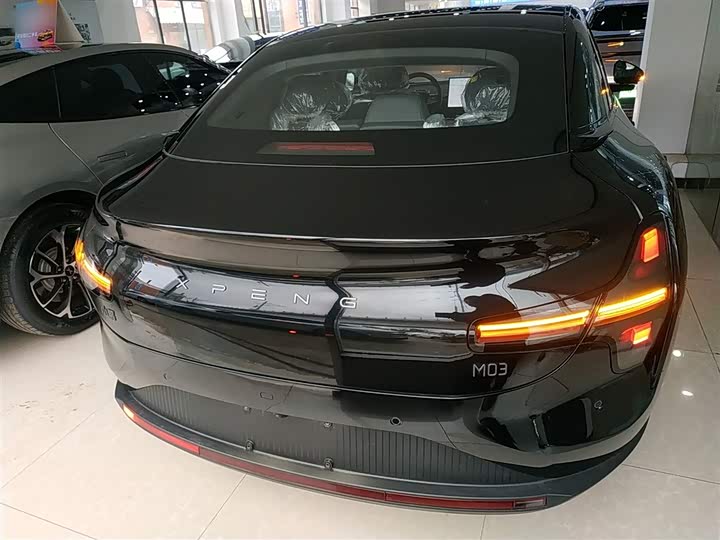 Фото 6 - XPeng Mona M03