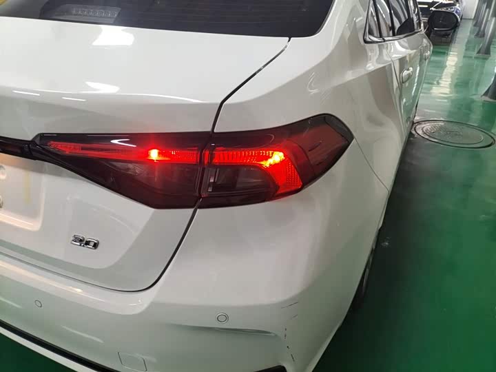 Фото 8 - Toyota Allion