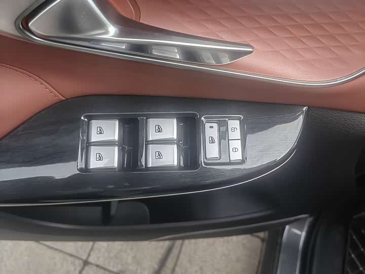 Фото 7 - Changan CS75 Pro