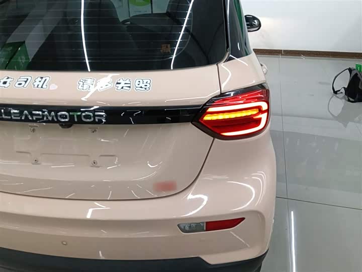 Фото 8 - Leapmotor T03