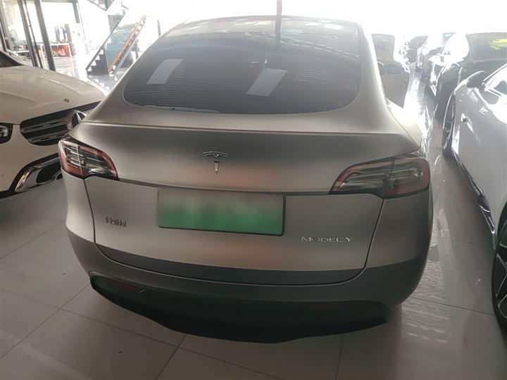 Фото 6 - Tesla Model Y