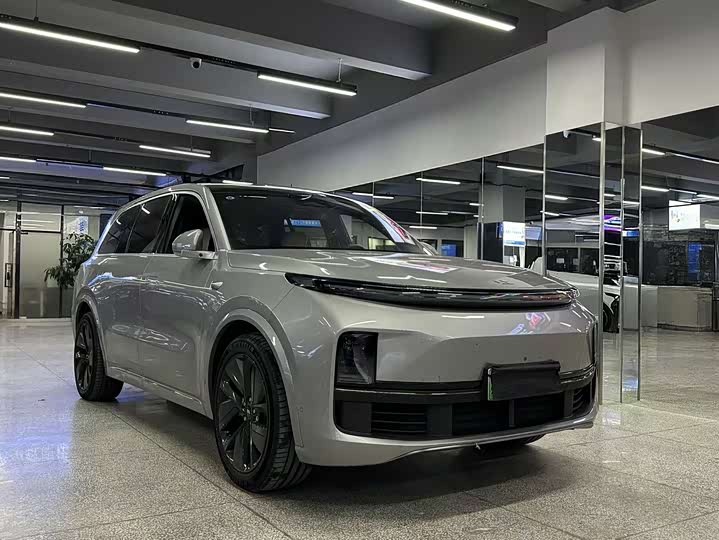 Фото 2 - LiXiang L9