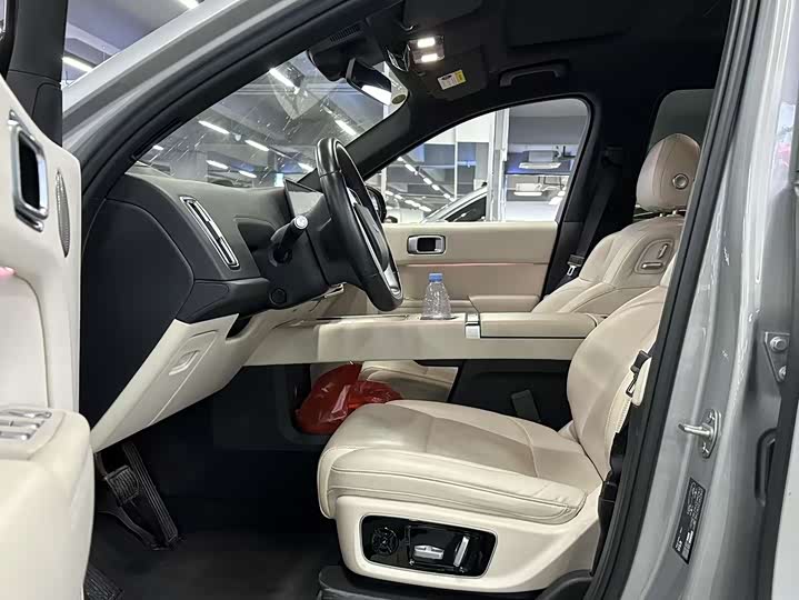 Фото 5 - LiXiang L9