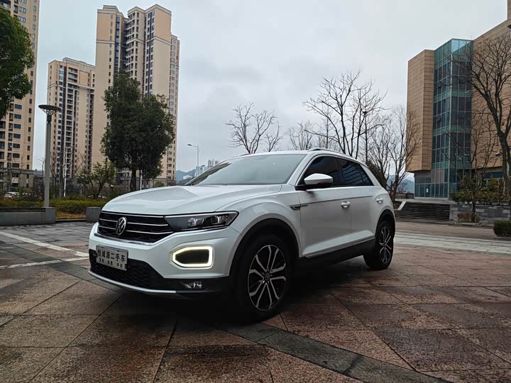 Фото 1 - Volkswagen T-Roc