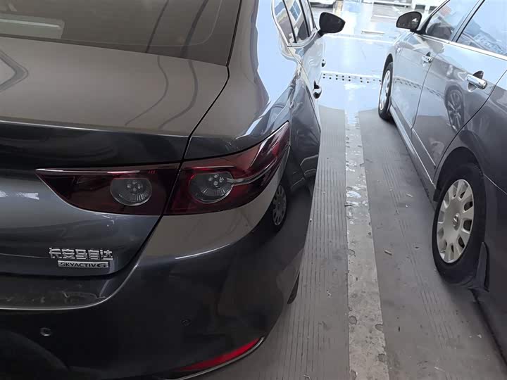 Фото 8 - Mazda 3 (Axela)