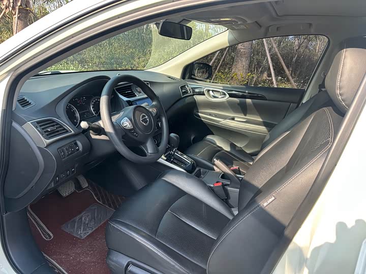 Фото 7 - Nissan Sylphy