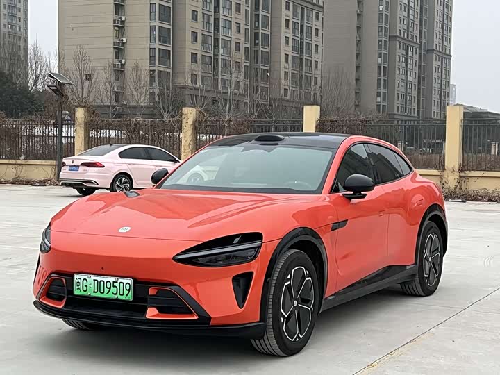 Фото 1 - Xiaomi YU7