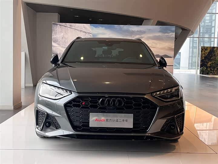 Фото 2 - Audi S4