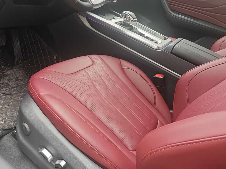 Фото 5 - Hongqi HS5