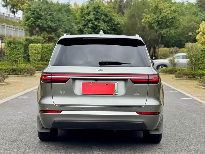 Фото 6 - LiXiang One