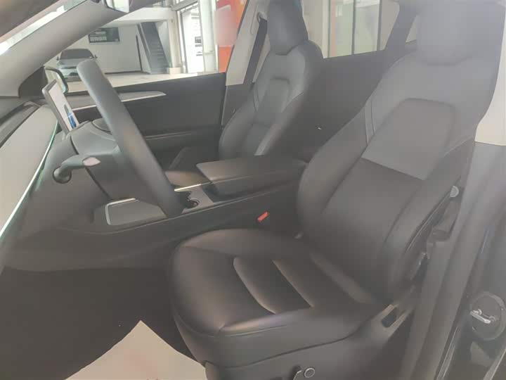 Фото 7 - Tesla Model Y