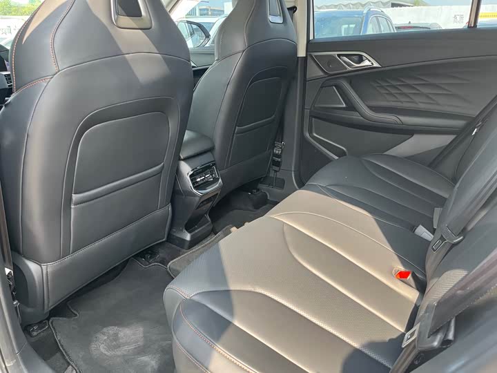 Фото 5 - Roewe RX5