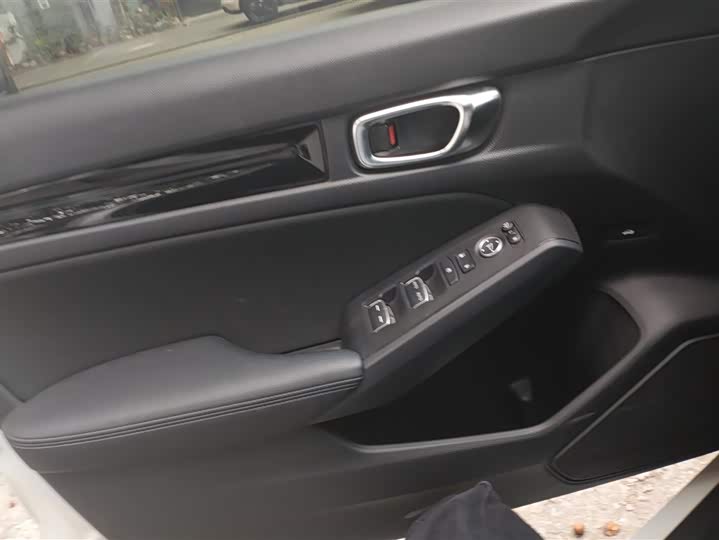 Фото 7 - Honda Civic