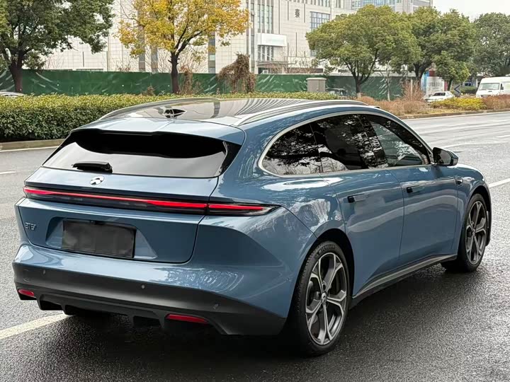 Фото 6 - Nio ET5T