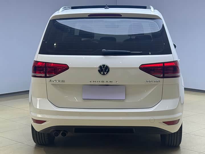 Фото 5 - Volkswagen Touran L