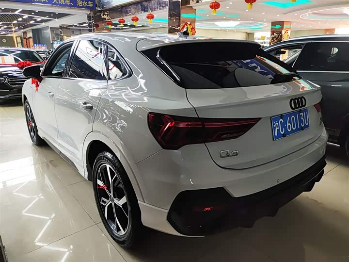 Фото 5 - Audi Q3 Sportback