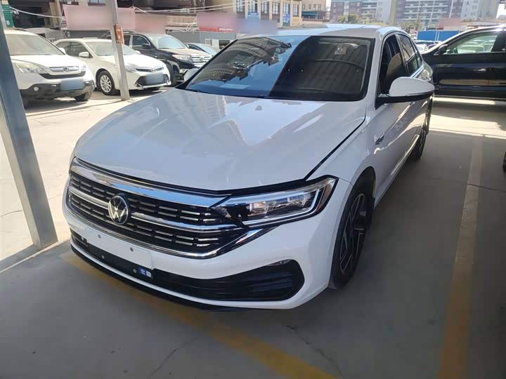 Фото 2 - Volkswagen Sagitar L