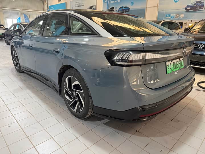 Фото 8 - Volkswagen ID.7 Vizzion