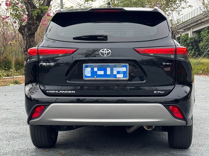 Фото 5 - Toyota Highlander