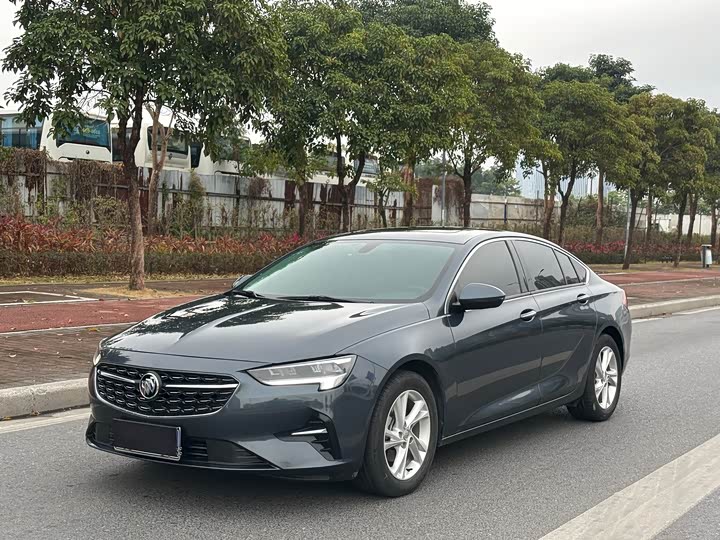 Фото 1 - Buick Regal